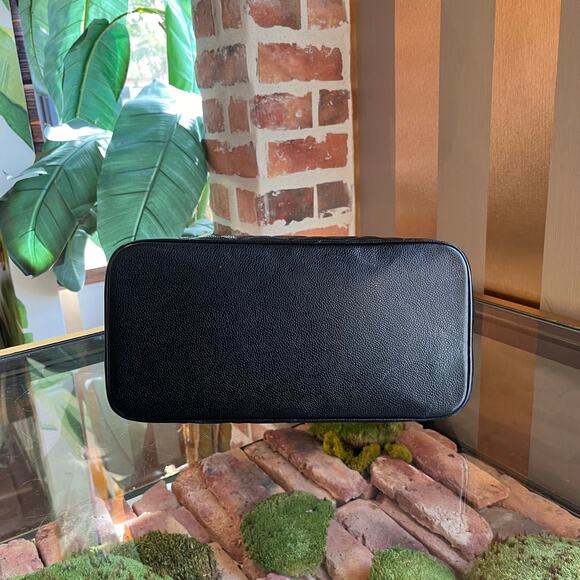 CHANEL Medallion Quilted Caviar Leather Tote Bag - Picture 6 of 14